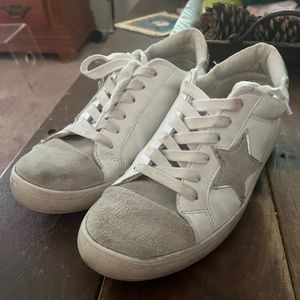 Steve Madden Star tennis shoes